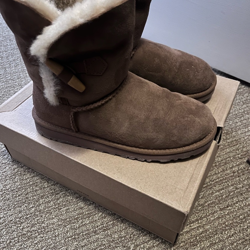 UGG Brown Sheepskin Boots